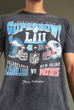 Super Bowl LII: Philadelphia Eagles vs New England Patriots Stonewashed T-Shirt - Black