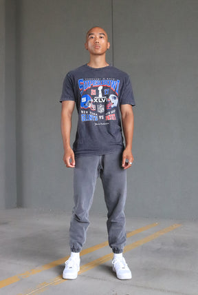 Super Bowl XLVI: New York Giants vs New England Patriots Stonewashed T-Shirt - Black