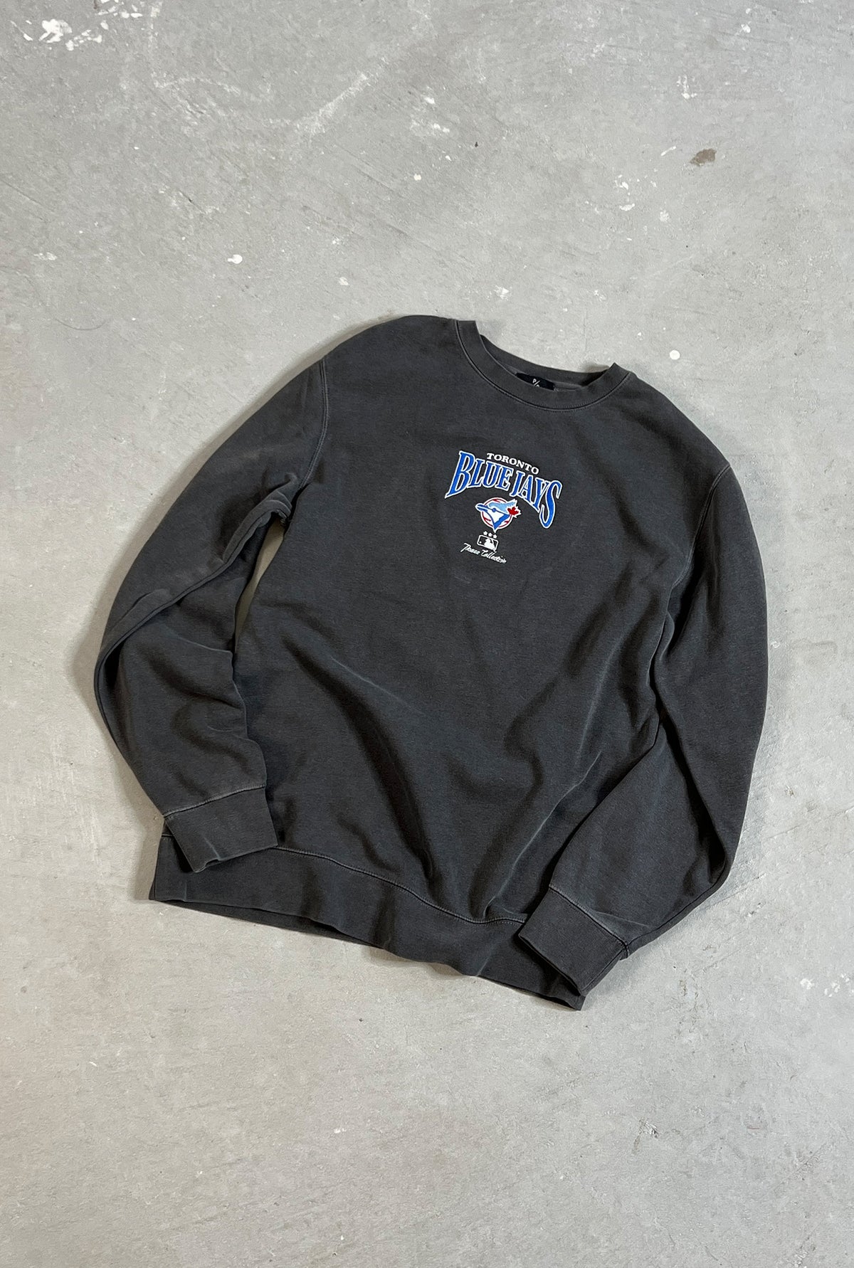 Toronto Blue Jays – Rundhalsausschnitt mit Vintage-Stickerei – Schwarz